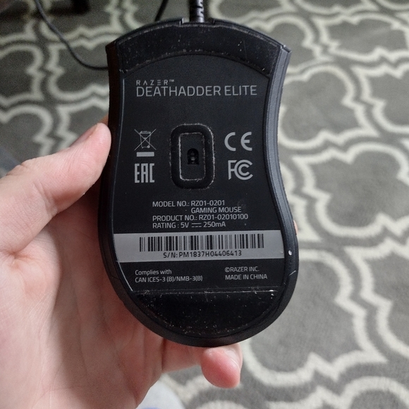 Razor gaming keyboard and mouse - Picture 3 of 4